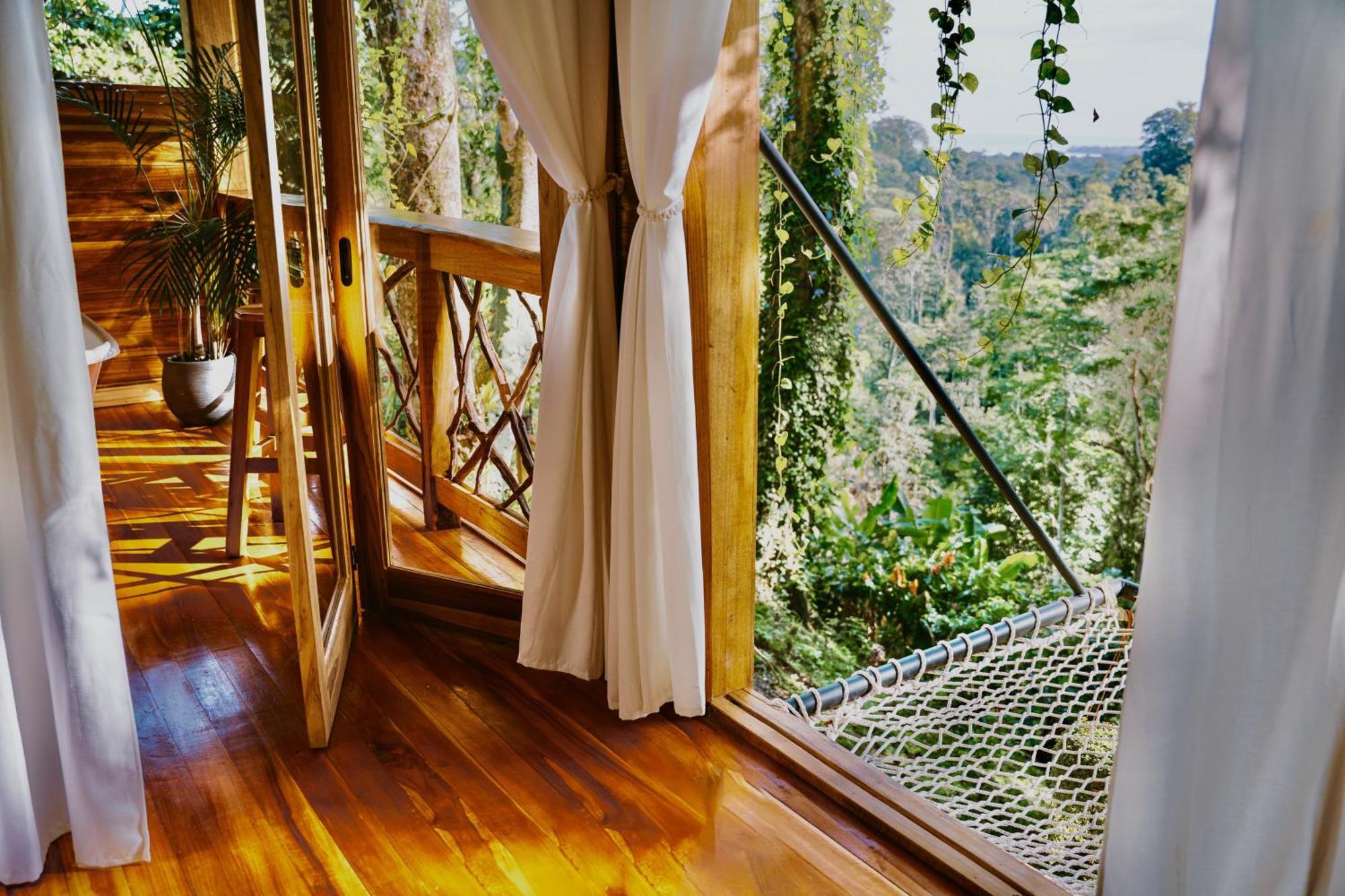 Vila Jungle Spirit Treehouse Cahuita Exteriér fotografie
